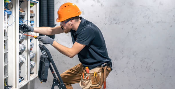 Best Licensed Electrician  in Fort Mitchell, KY